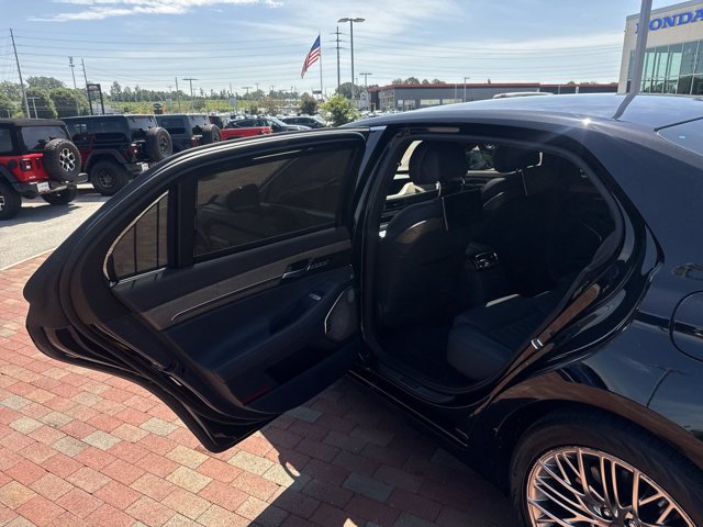Used 2021 Genesis G90 5.0 Ultimate RWD image 27