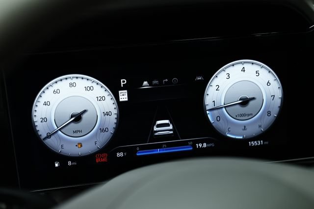 Used 2024 Hyundai Elantra SEL w/ Convenience Package FWD image 29