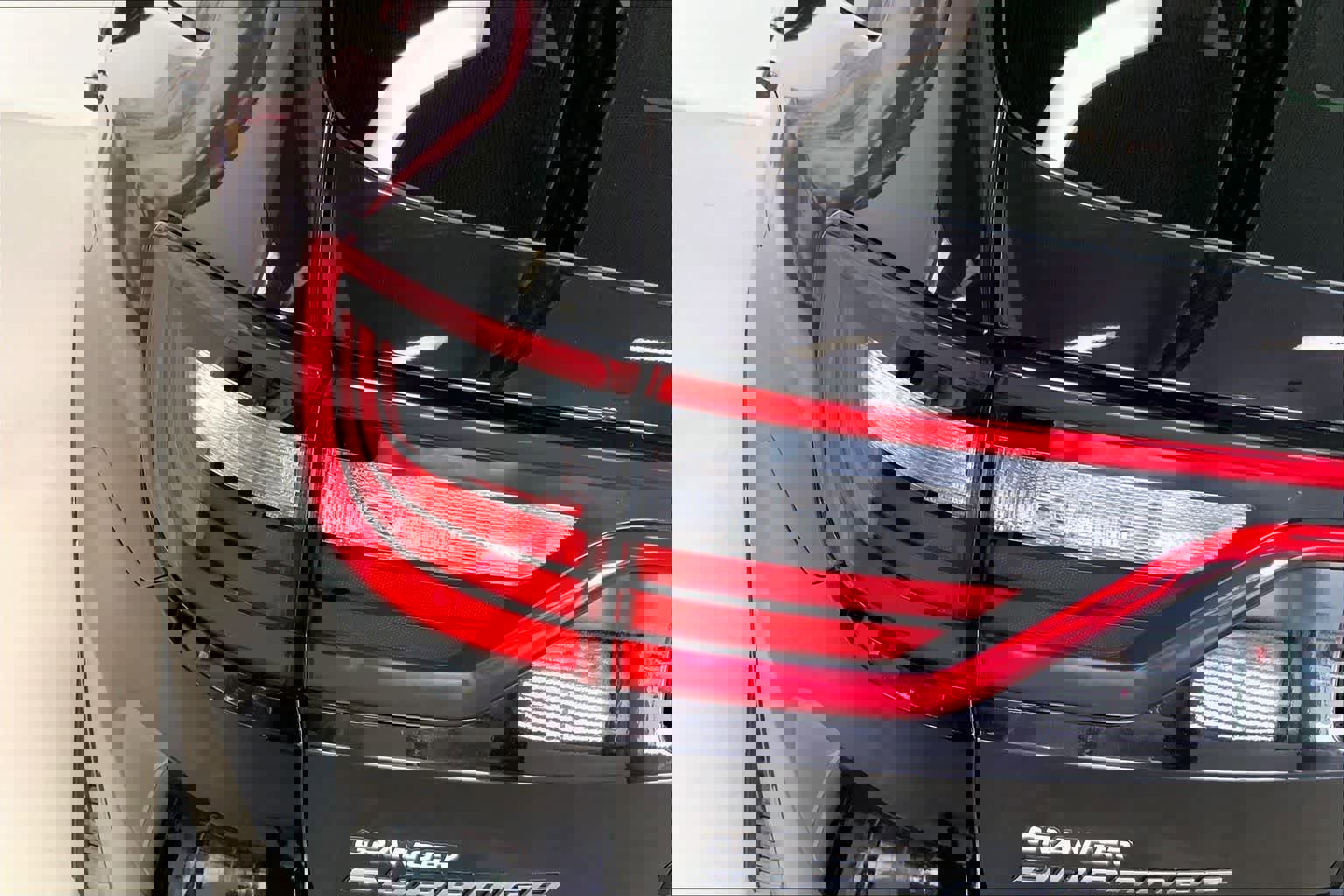 Used 2018 Dodge Durango GT w/ Premium Group image 29