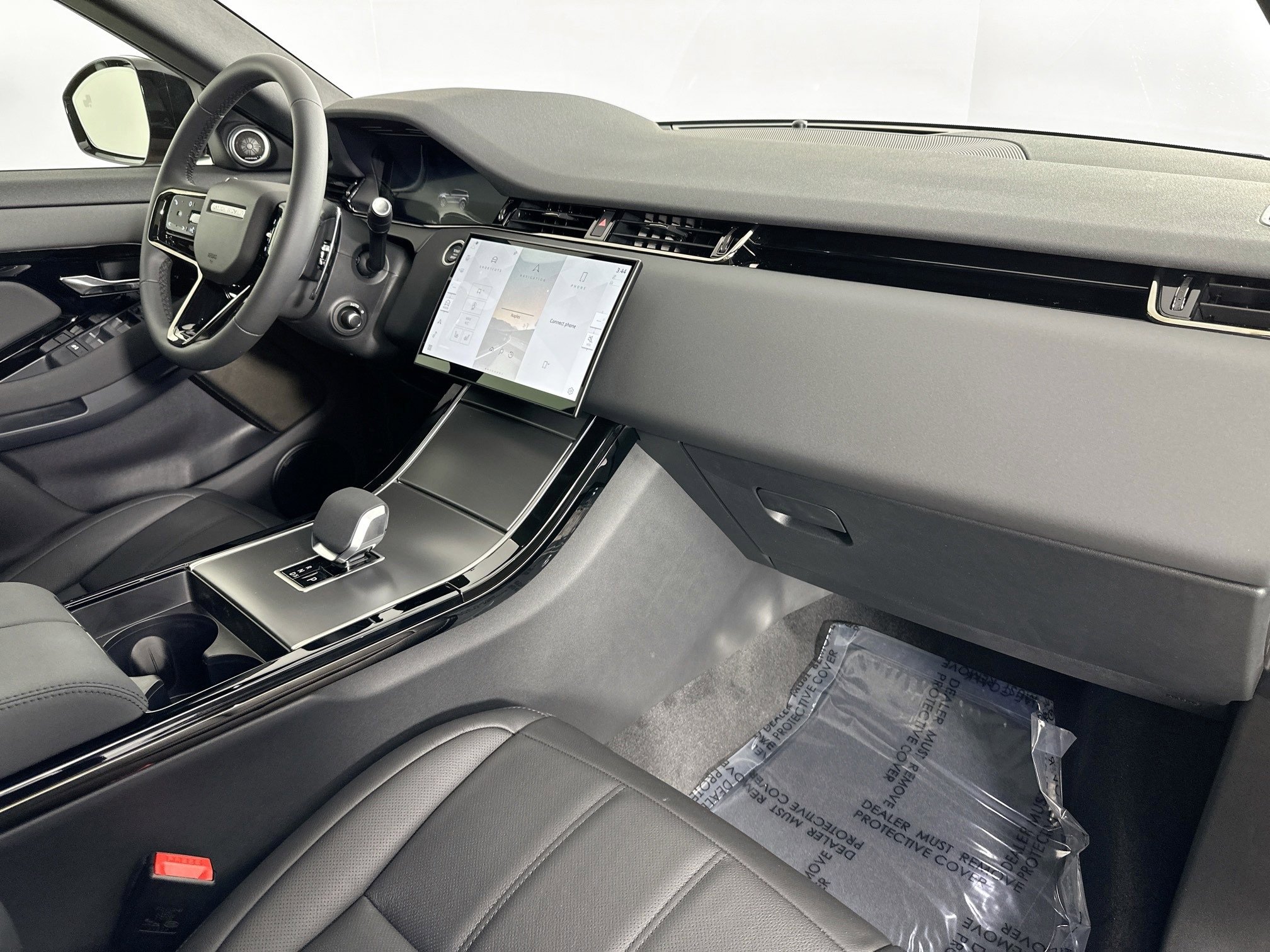 Used 2026 Land Rover Range Rover Evoque S image 26