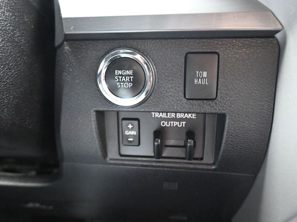 Used 2021 Toyota Tundra Platinum image 23