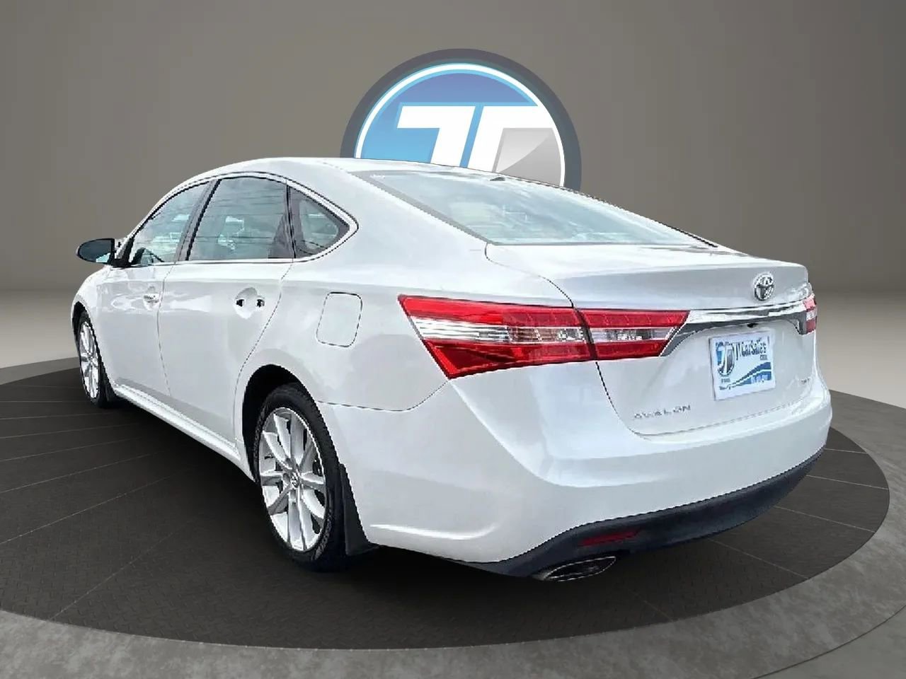 Used 2013 Toyota Avalon XLE Touring FWD image 12