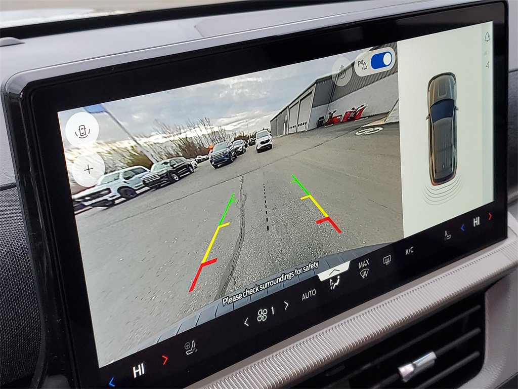 New 2026 Ford Explorer Active image 18