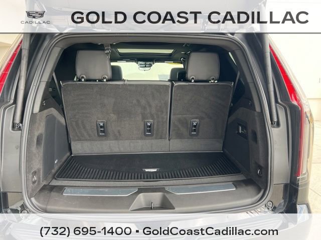 Certified 2024 Cadillac Escalade Premium Luxury w/ LPO, Floor Liner Package AWD/4WD image 15