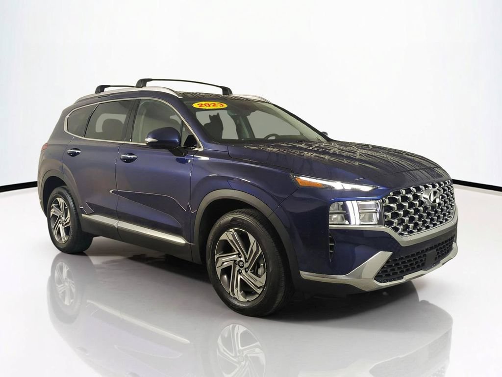 Used 2023 Hyundai Santa Fe SEL w/ Premium Package FWD image 2