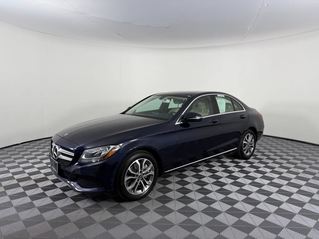 Used 2018 Mercedes-Benz C 300 4MATIC Sedan image 4