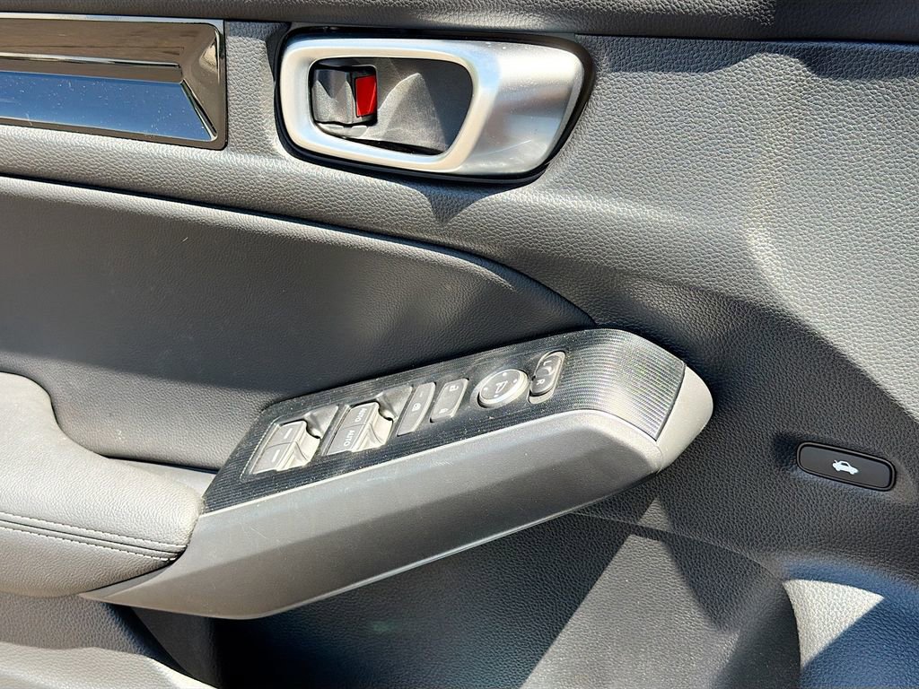 Used 2024 Honda Civic Touring image 22