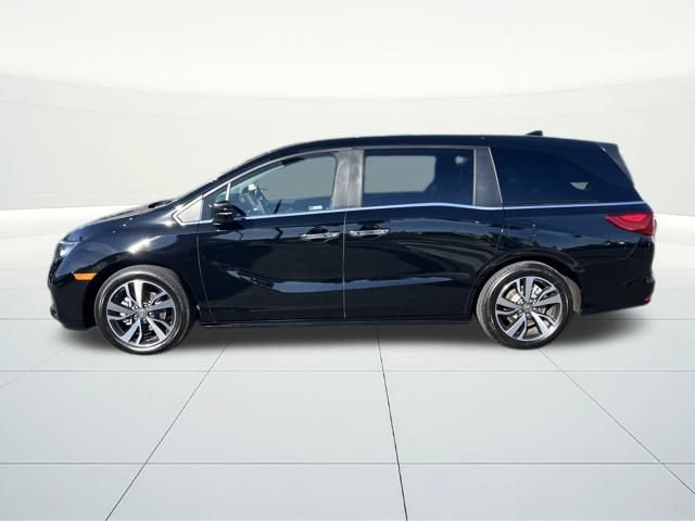 Used 2024 Honda Odyssey Touring image 2