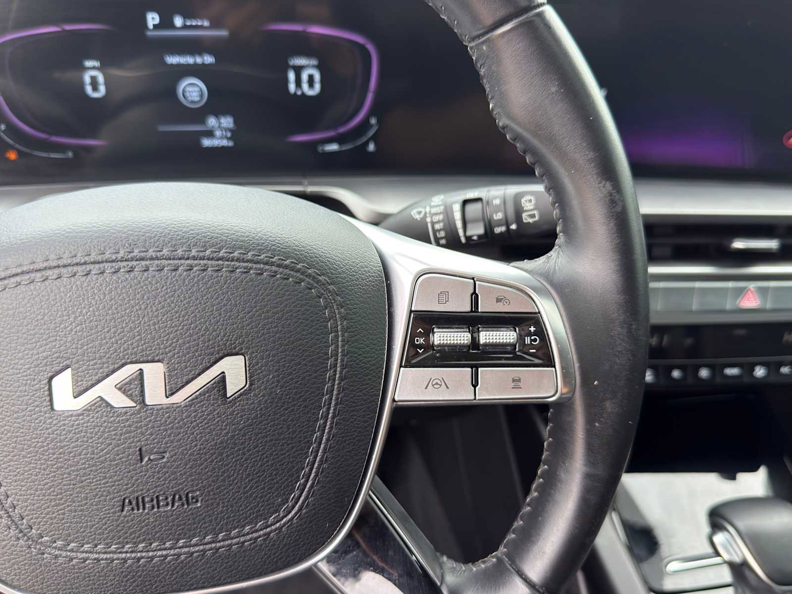 Used 2024 Kia Telluride S w/ S Sunroof Package FWD image 17