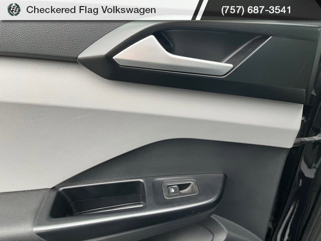 Used 2023 Volkswagen Taos S image 22