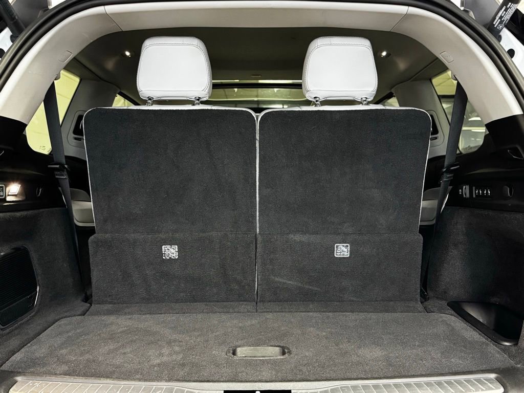 Certified 2022 Jeep Grand Cherokee L Overland w/ Luxury Tech Group IV image 11