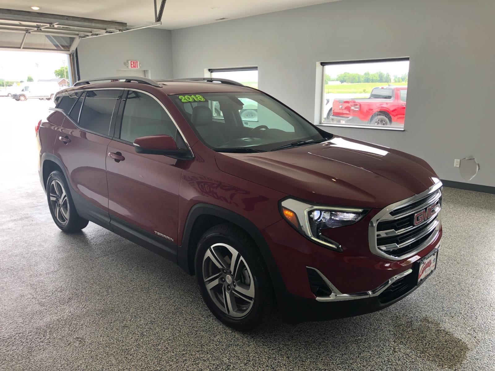 Used 2018 GMC Terrain SLT w/ Preferred Package FWD image 2