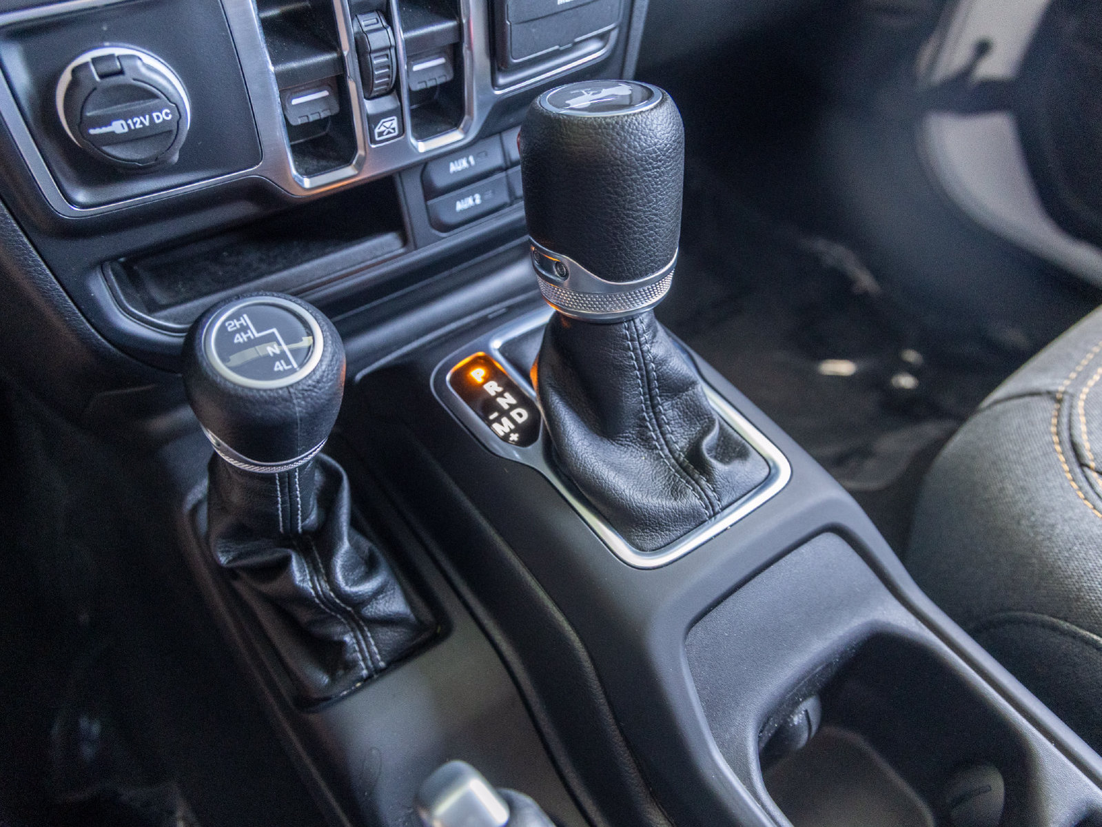 Used 2025 Jeep Wrangler Unlimited Sport AWD/4WD image 23