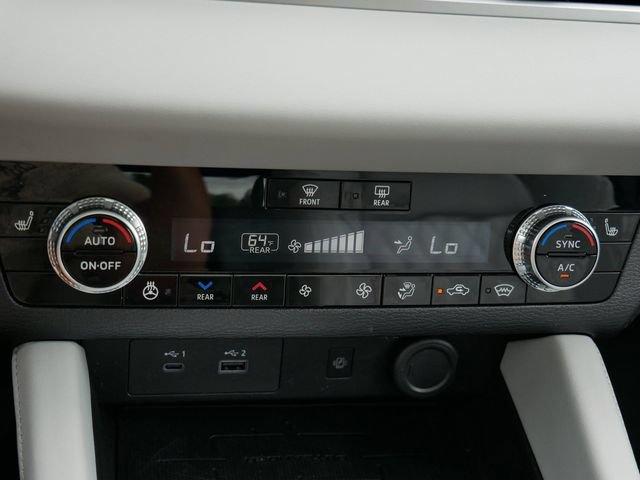 Used 2025 Mitsubishi Outlander SEL AWD/4WD image 24