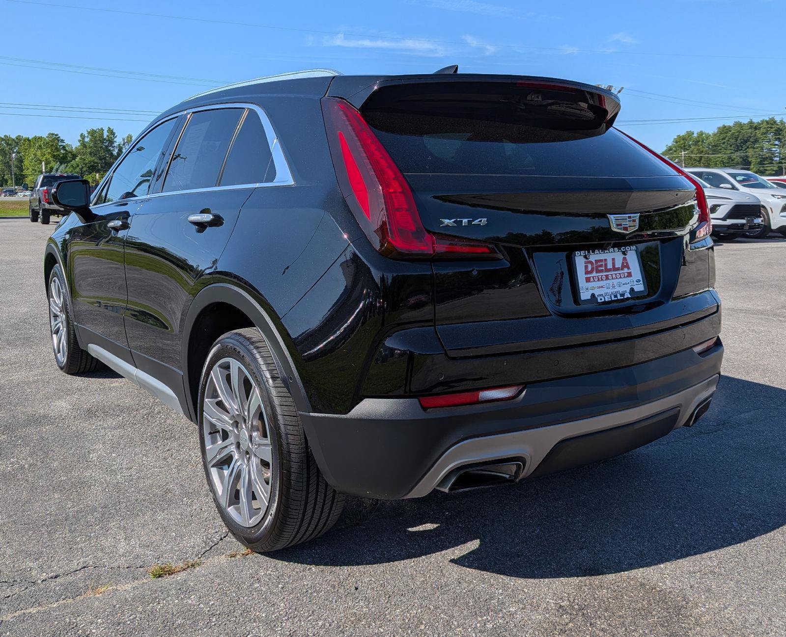 Used 2019 Cadillac XT4 Premium Luxury FWD image 7