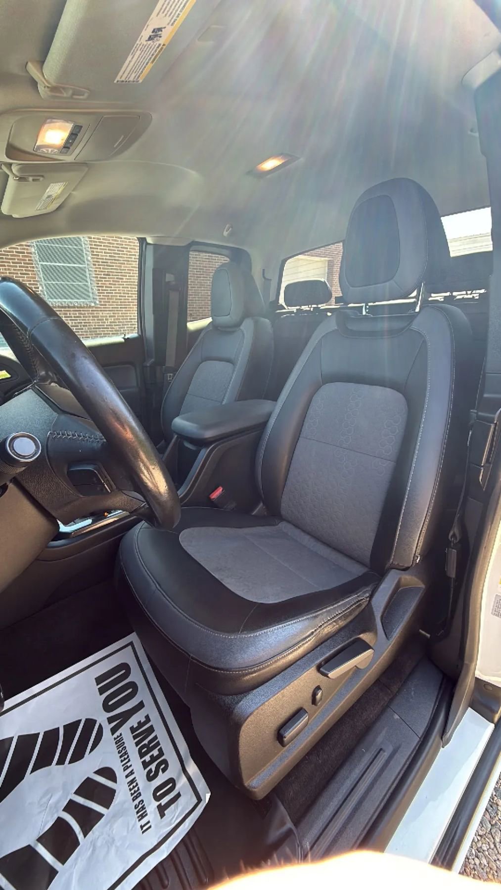 Used 2016 Chevrolet Colorado Z71 AWD/4WD image 16