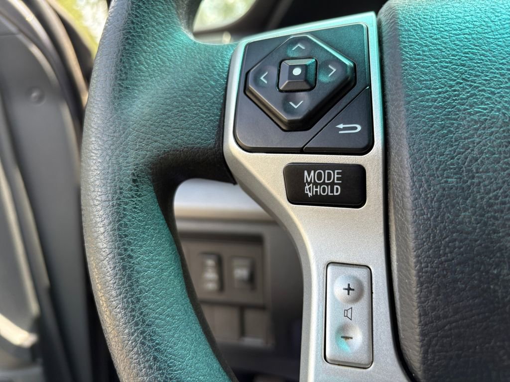 Used 2017 Toyota Tundra SR5 w/ SR5 Upgrade Package image 15