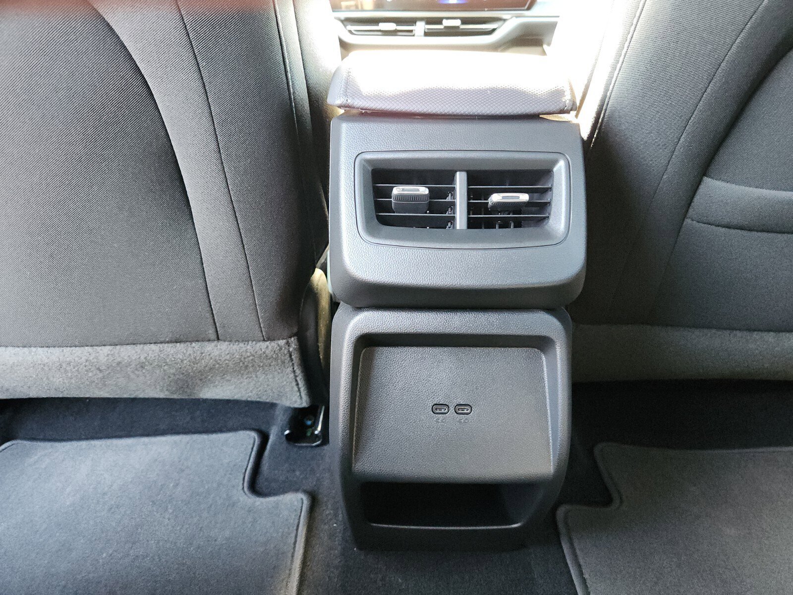 New 2026 Chevrolet Equinox EV LT image 10