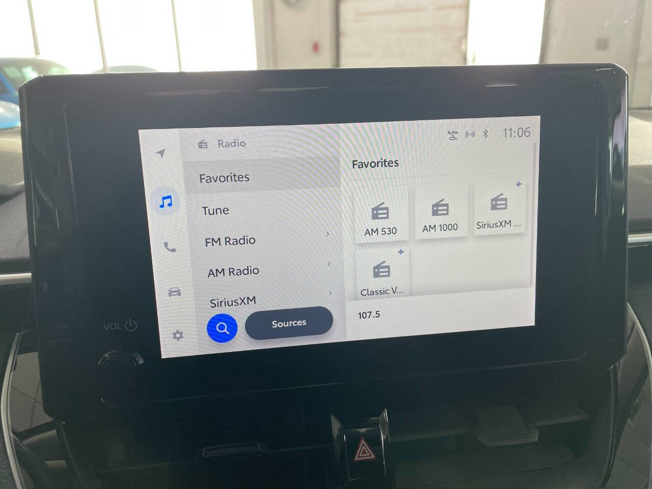 Used 2024 Toyota Corolla LE image 32