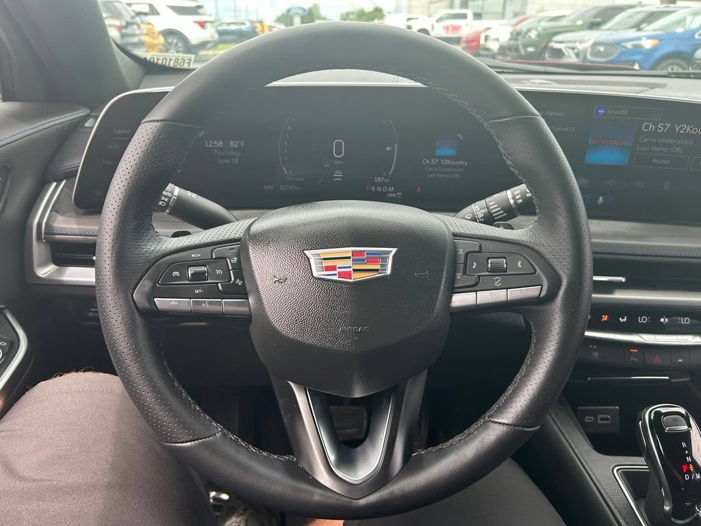 Used 2025 Cadillac XT4 Sport AWD/4WD image 21