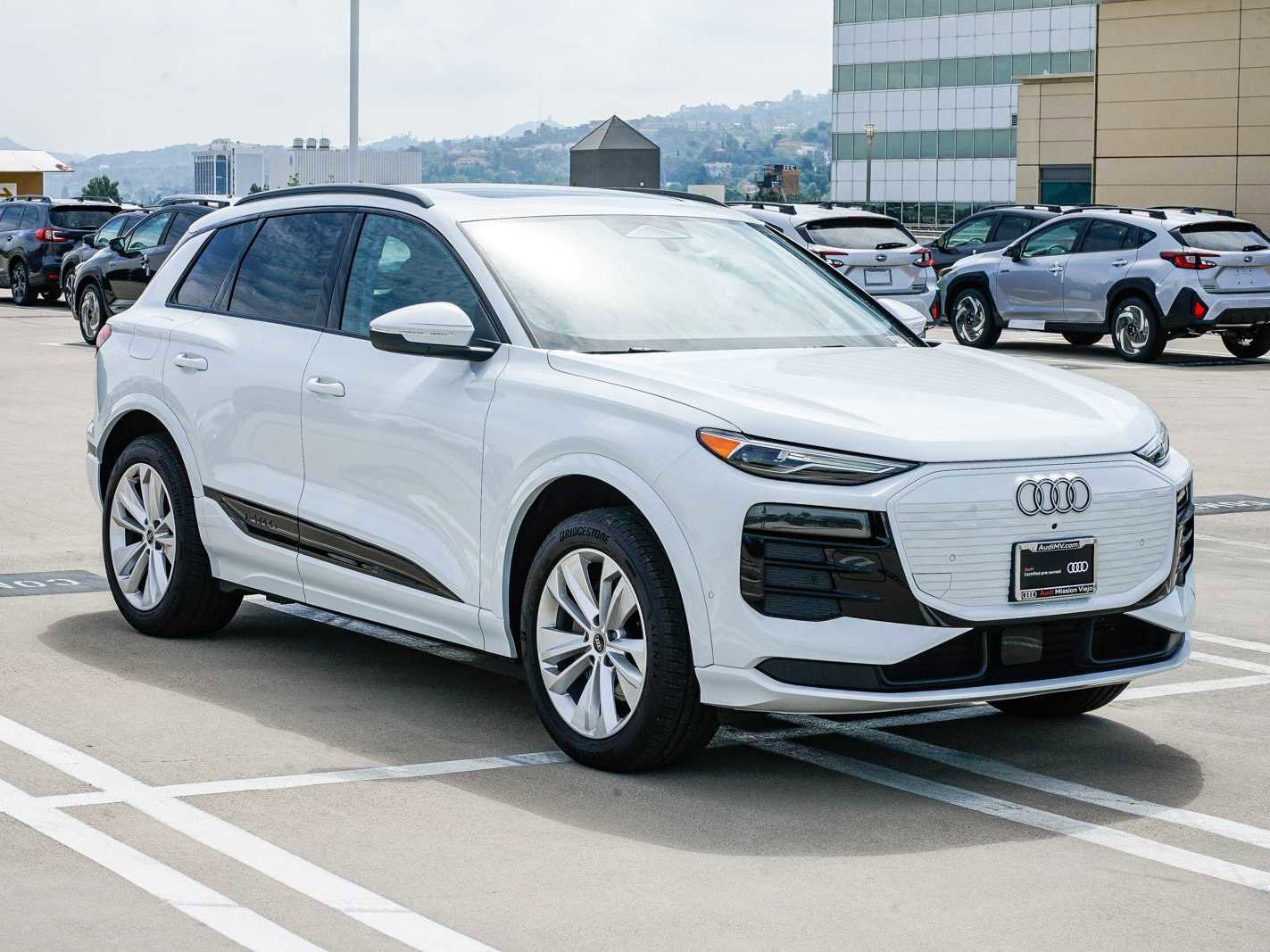 Certified 2025 Audi Q6 e-tron Premium w/ Convenience Package image 5