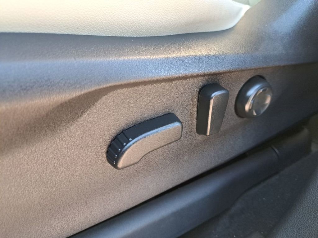 Used 2023 Subaru Ascent Limited w/ Technology Package image 20