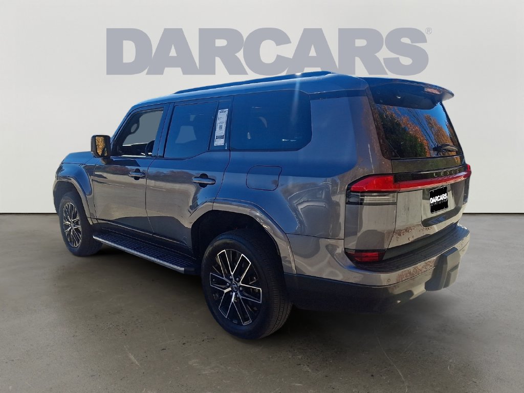 Used 2024 Lexus GX 550 w/ Accessory Package (2T) AWD/4WD image 4