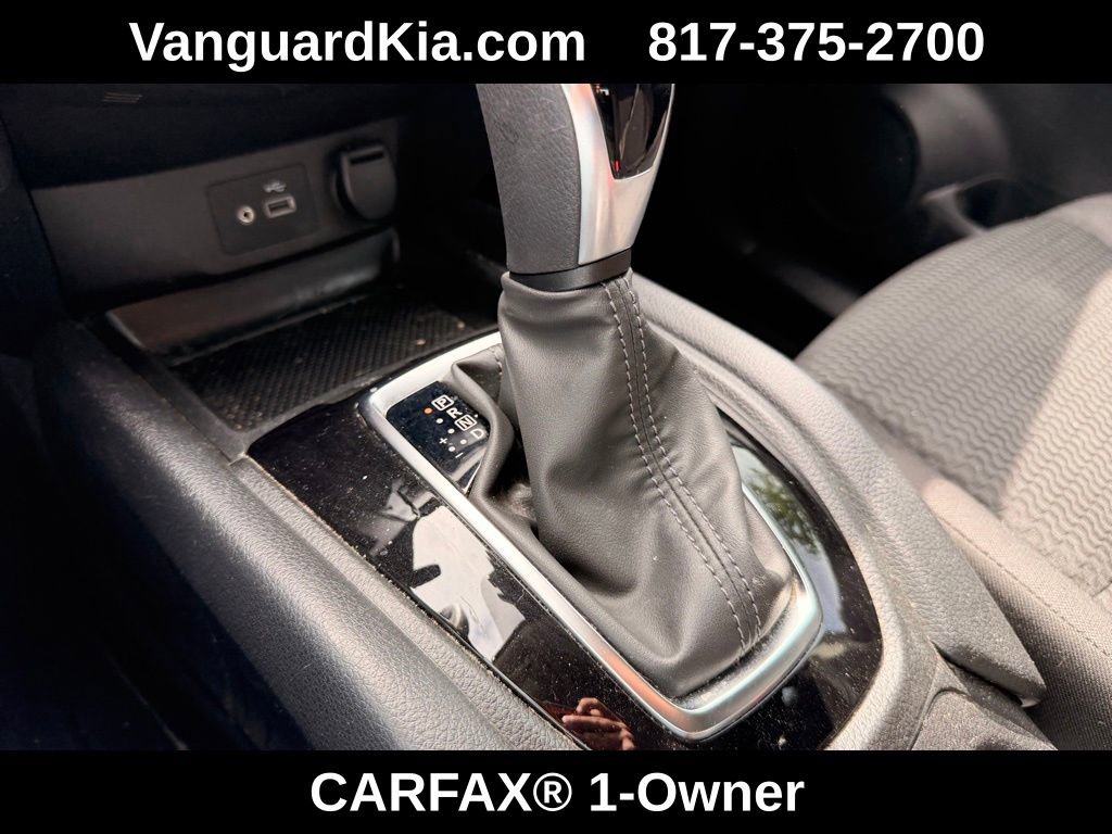 Used 2020 Nissan Rogue Sport S image 24