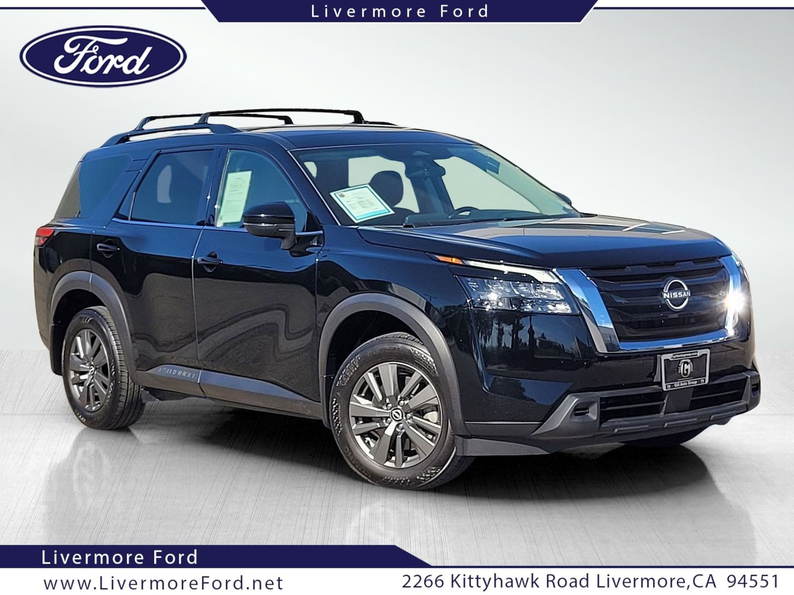 Used 2024 Nissan Pathfinder SV