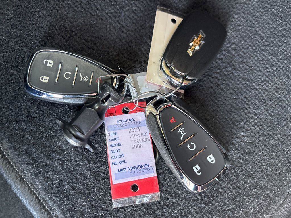Used 2023 Chevrolet Traverse Premier AWD/4WD image 47