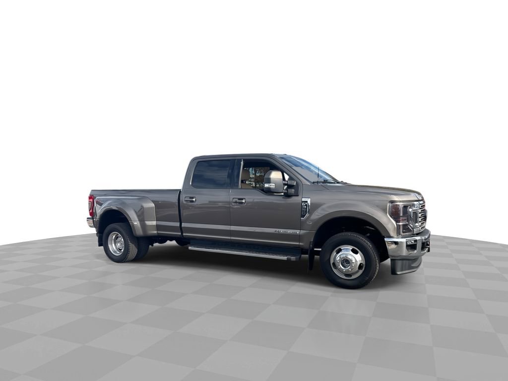 Used 2022 Ford F350 Lariat w/ Lariat Ultimate Package image 4
