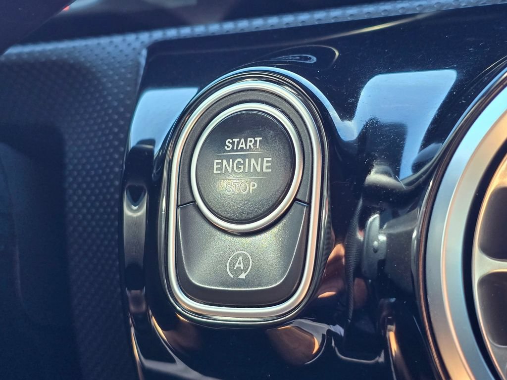 Used 2022 Mercedes-Benz A 220 4MATIC image 22