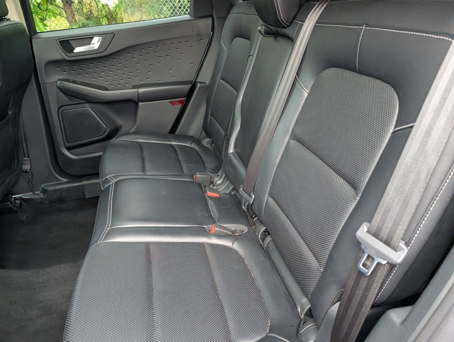 Used 2020 Ford Escape SEL AWD/4WD image 23