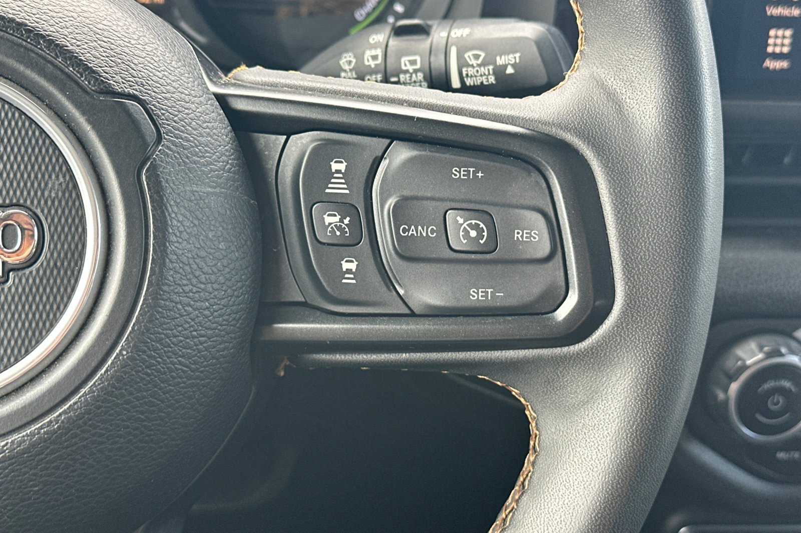 Used 2024 Jeep Wrangler Unlimited AWD/4WD image 31