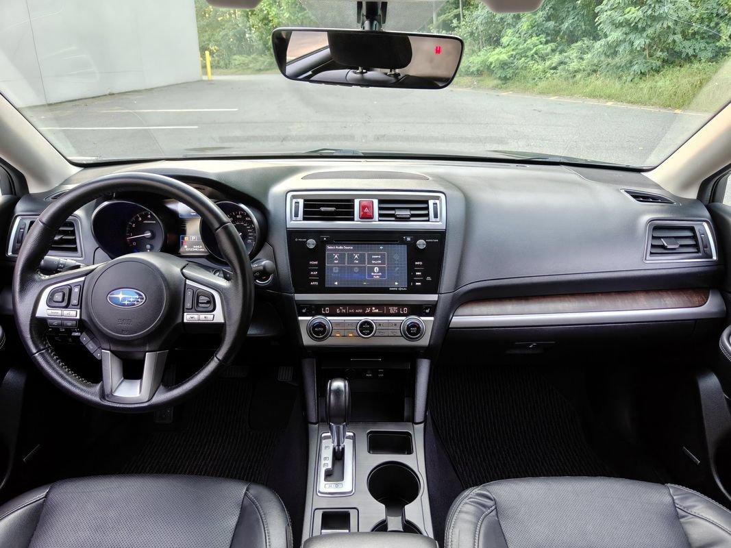 Used 2017 Subaru Outback 3.6R Limited AWD/4WD image 29