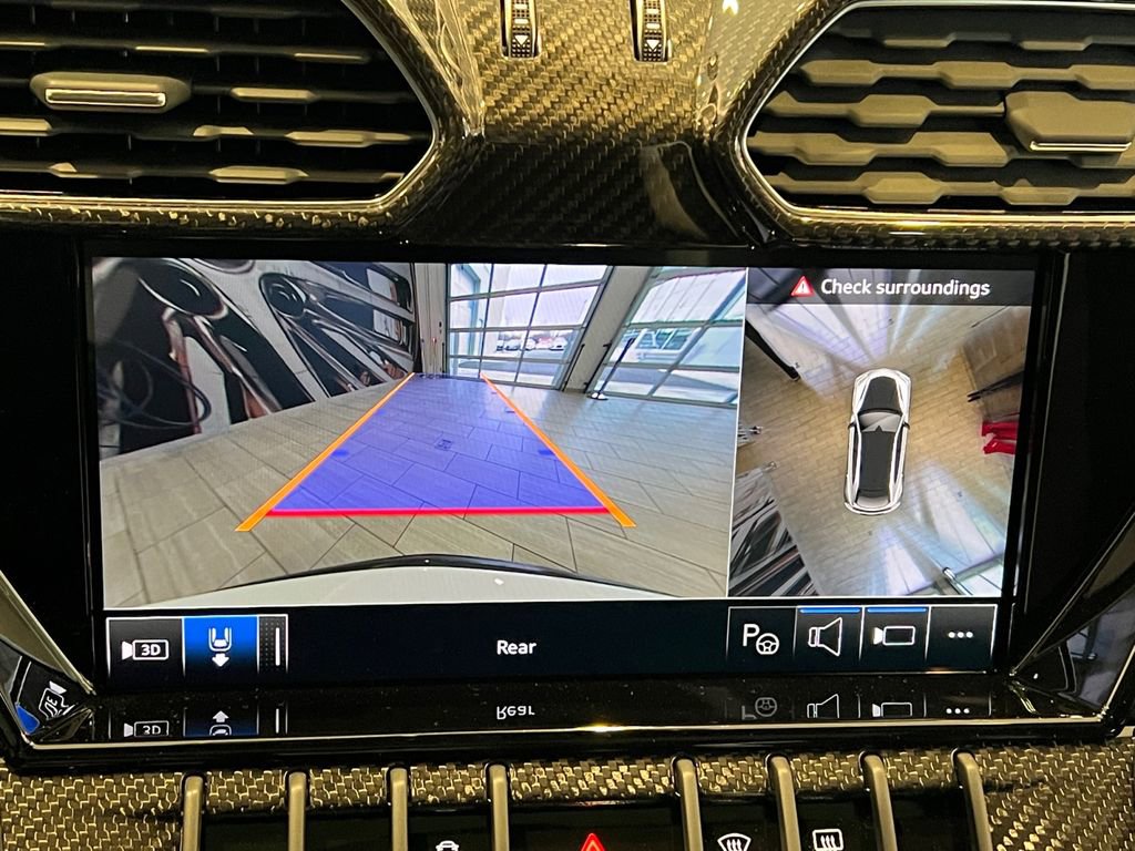 Used 2024 Lamborghini Urus Performante image 23