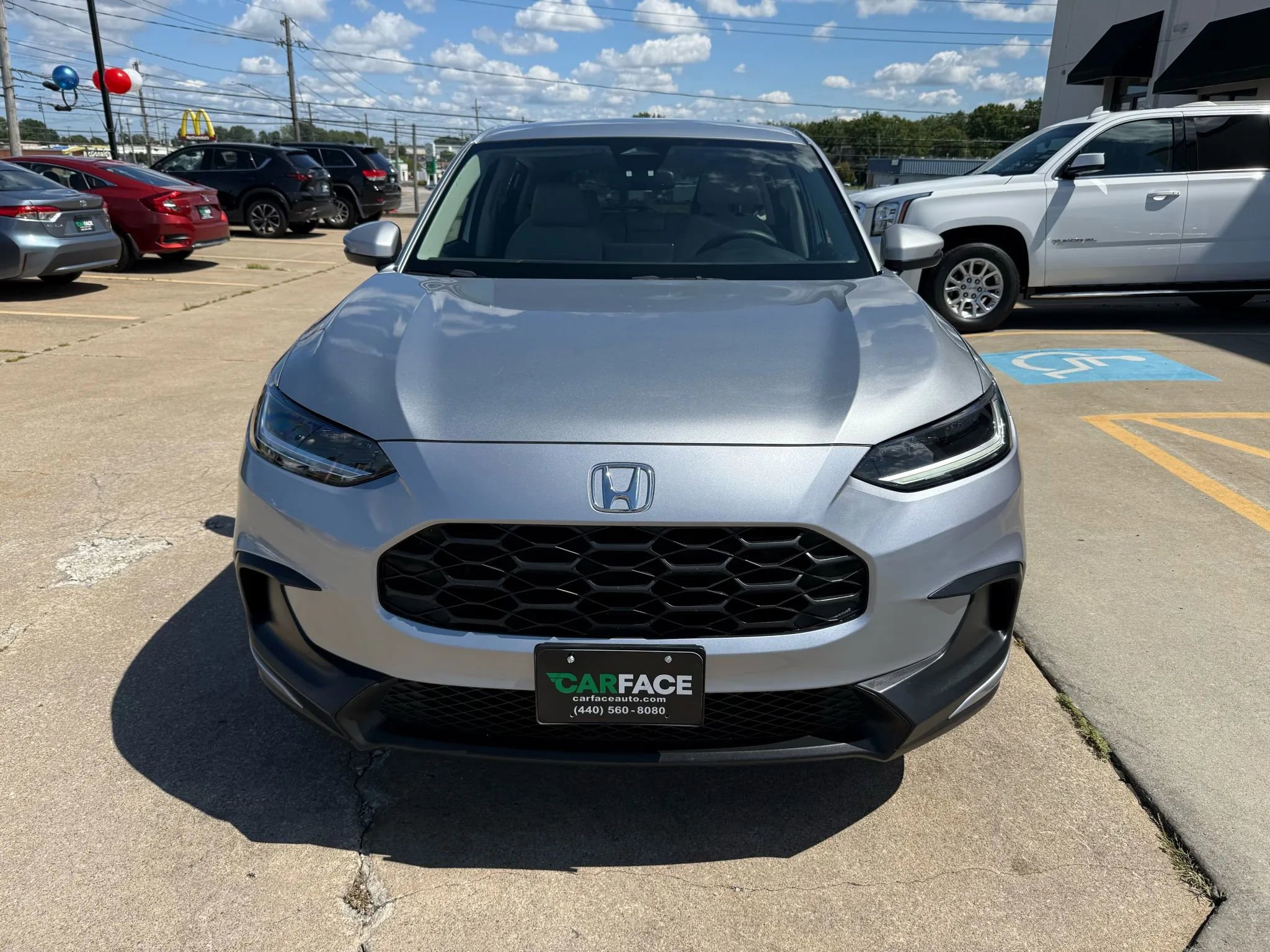 Used 2023 Honda HR-V LX image 2