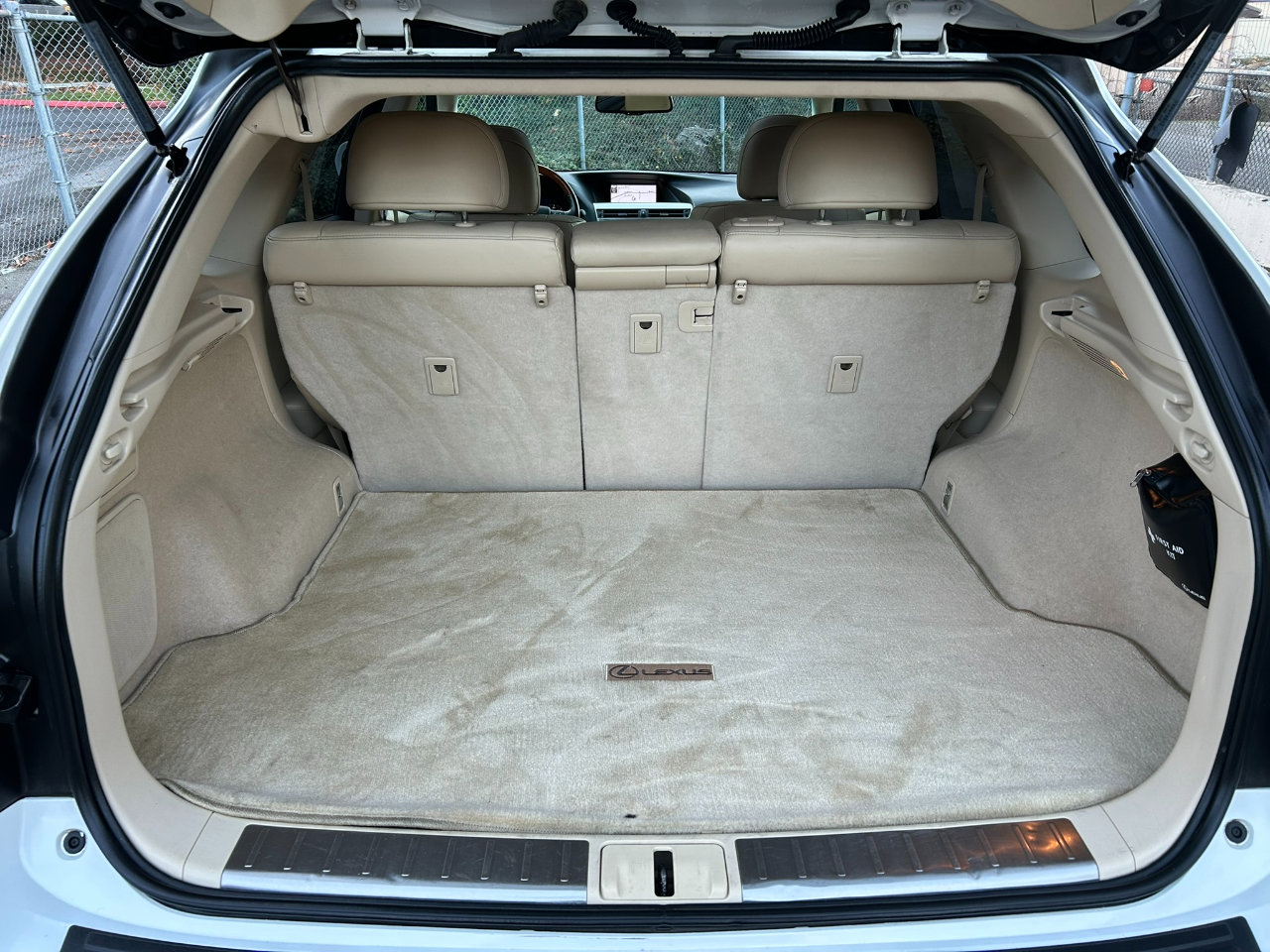 Used 2011 Lexus RX 450h AWD image 18