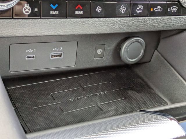 New 2025 Mitsubishi Outlander SEL AWD/4WD image 24