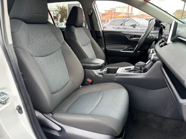 Certified 2025 Toyota RAV4 XLE AWD/4WD image 10
