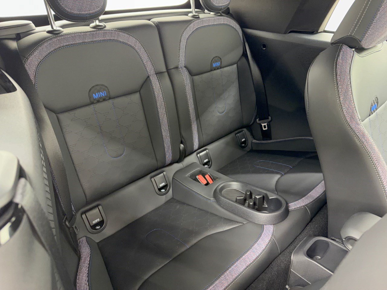 Certified 2026 MINI Cooper S FWD image 29