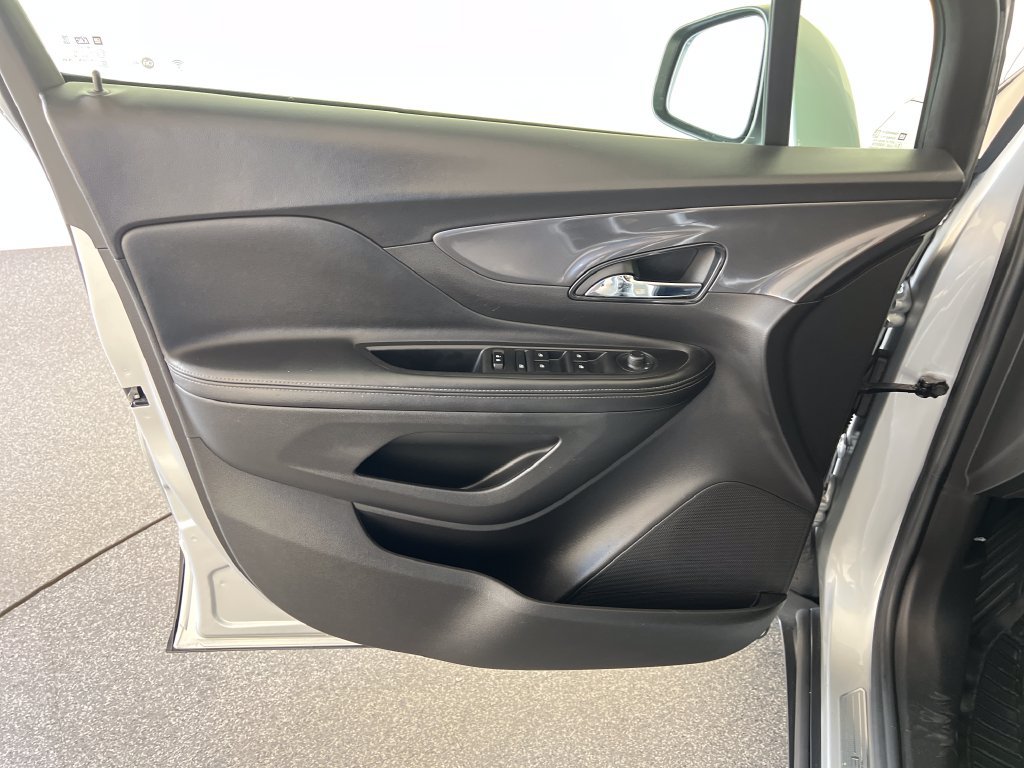 Used 2018 Buick Encore Preferred FWD image 13