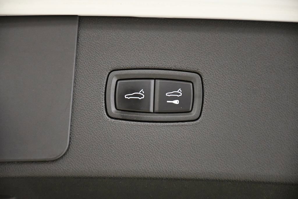 Used 2023 Porsche Cayenne image 59