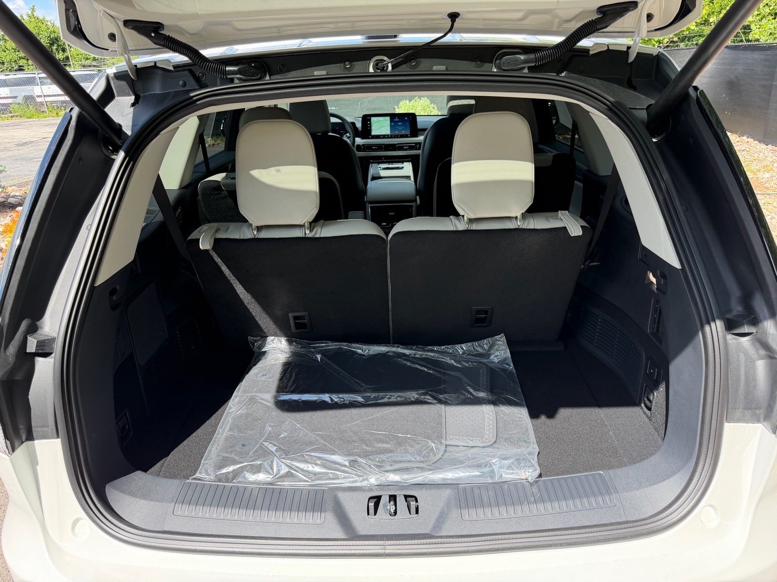 New 2026 Lincoln Aviator Reserve AWD/4WD image 17