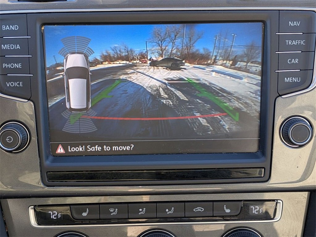 Used 2016 Volkswagen e-Golf SEL Premium image 23