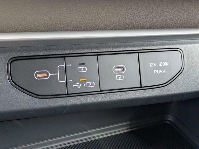 New 2026 Kia Carnival LXS FWD image 22