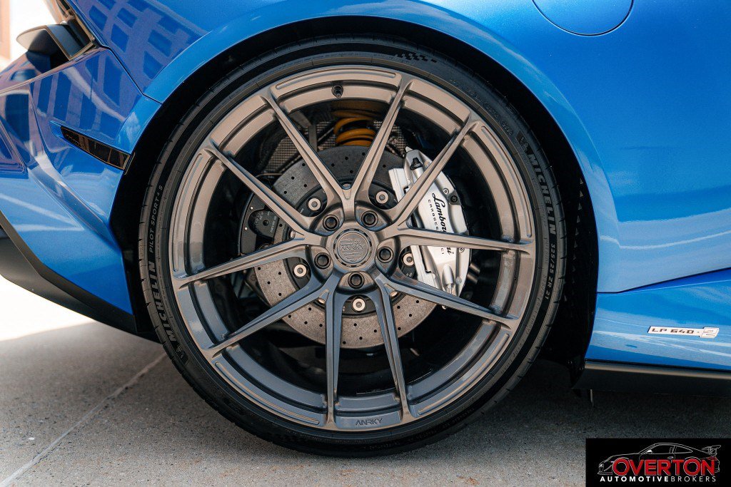 Used 2023 Lamborghini Huracan Tecnica RWD image 36