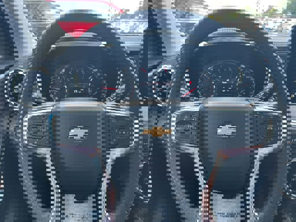 Used 2025 Chevrolet Blazer LT image 18