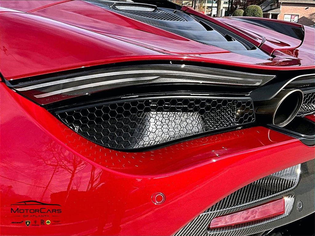 Used 2022 McLaren 720S Luxury image 21