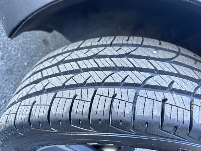 Used 2020 Nissan Versa SV image 29